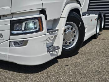 S660 V8 6x2 BOOGIE / RETARDER / FULL AIR SUSPENSION